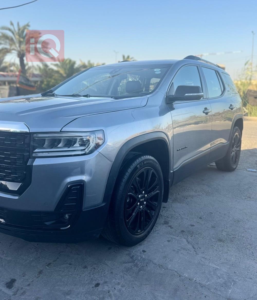 GMC Acadia